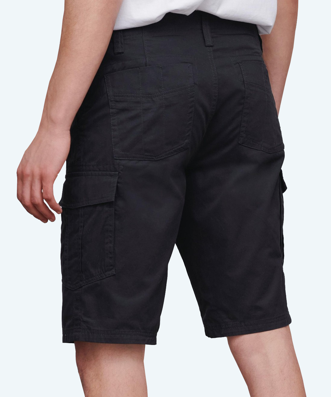 Loose men's shorts