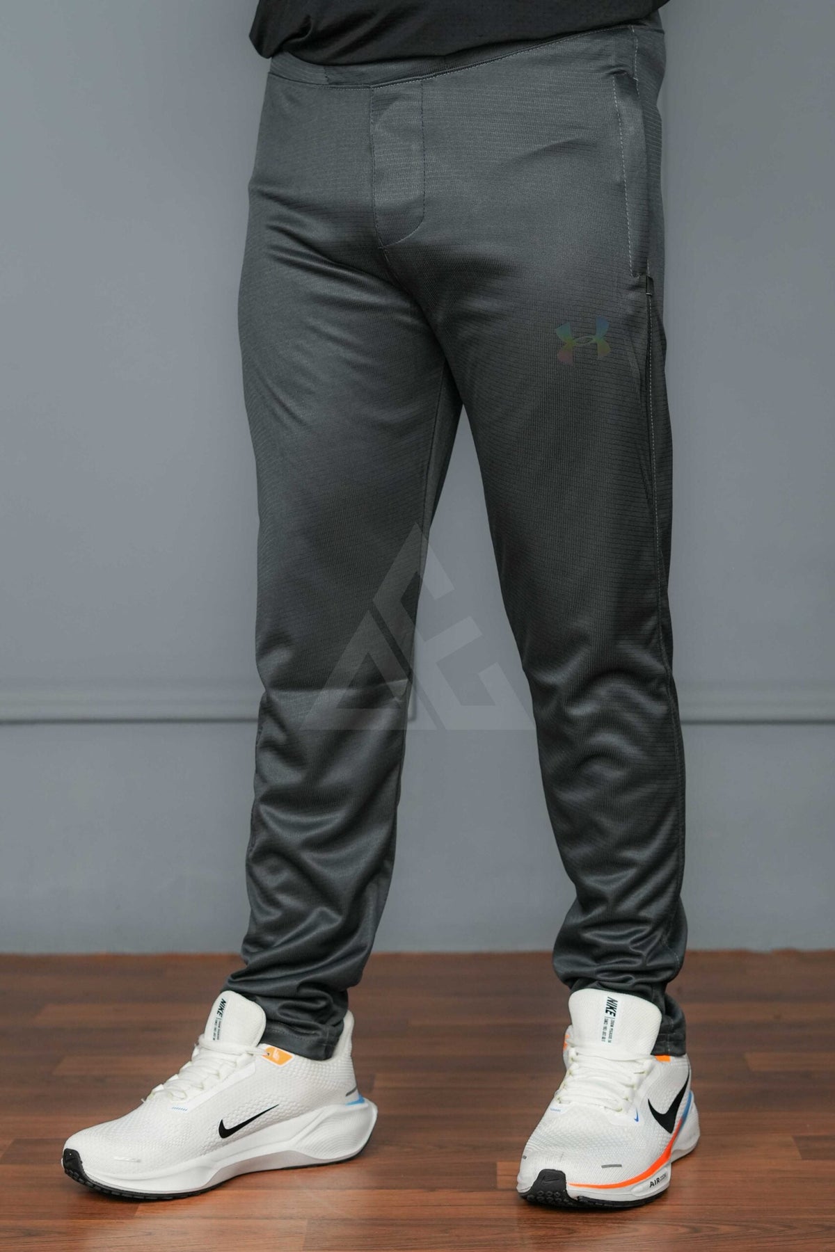 UA Liner Trouser - Charcoal
