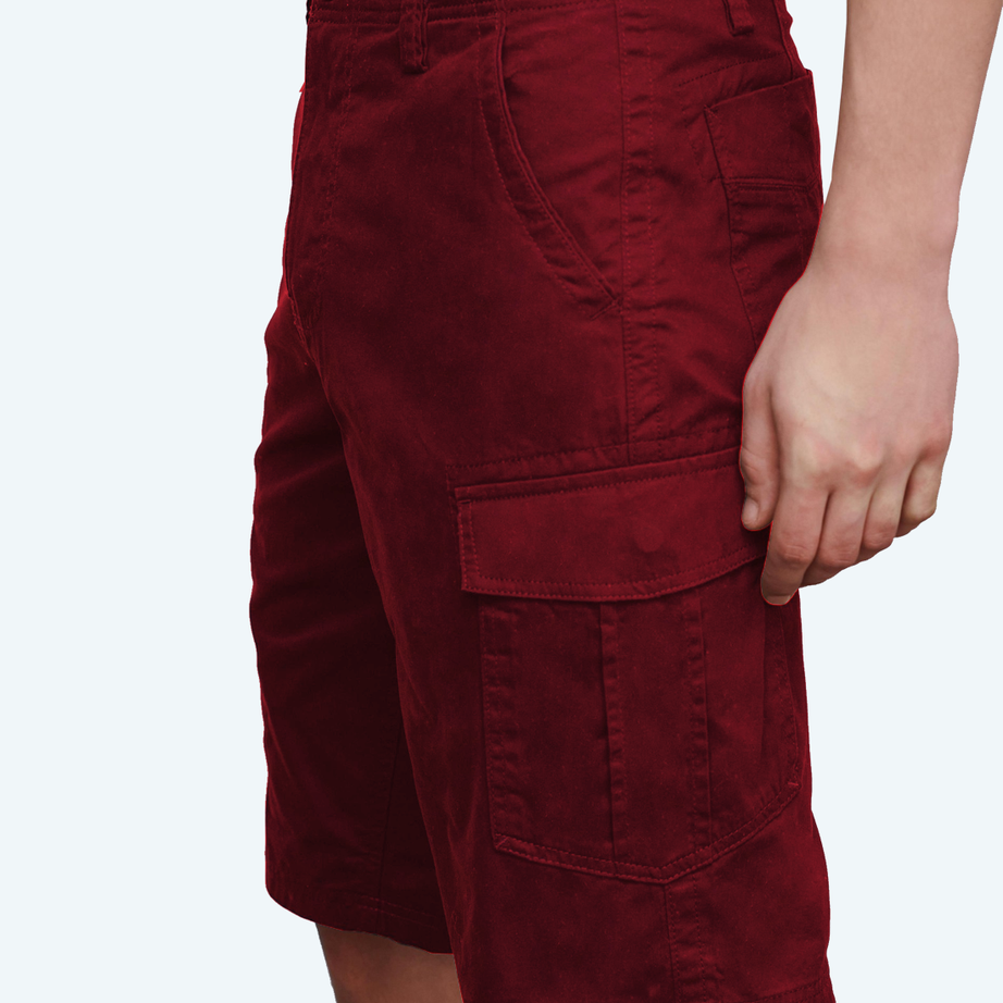 Loose men's shorts