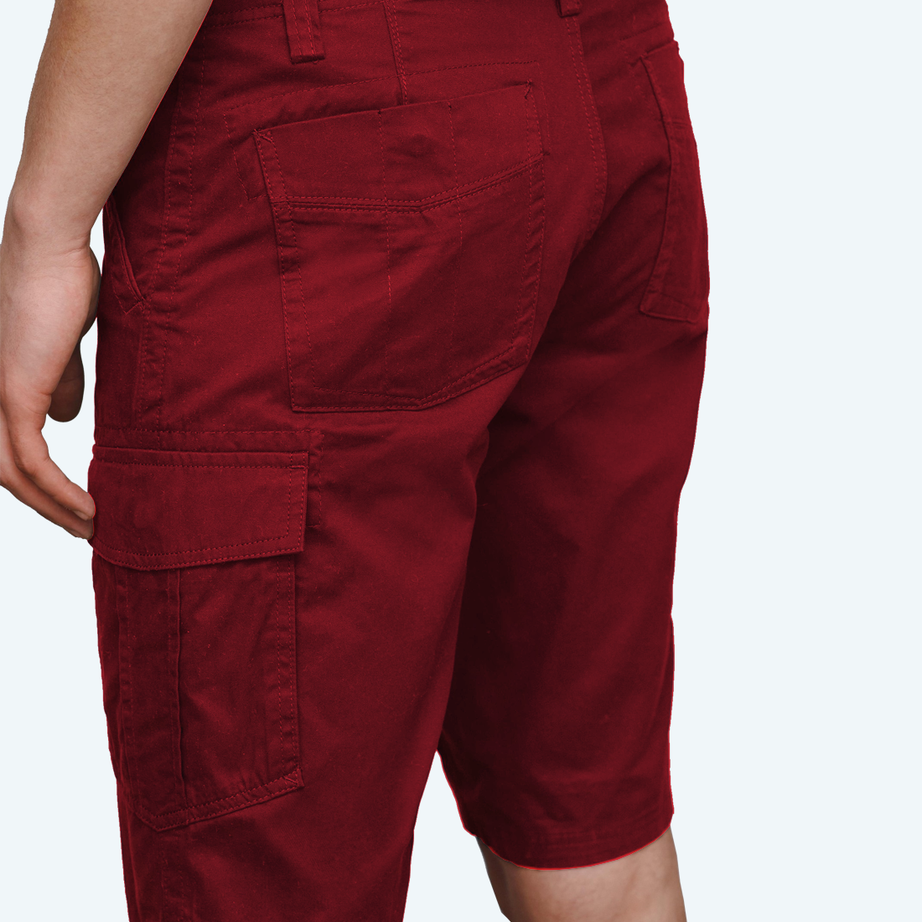 Loose men's shorts