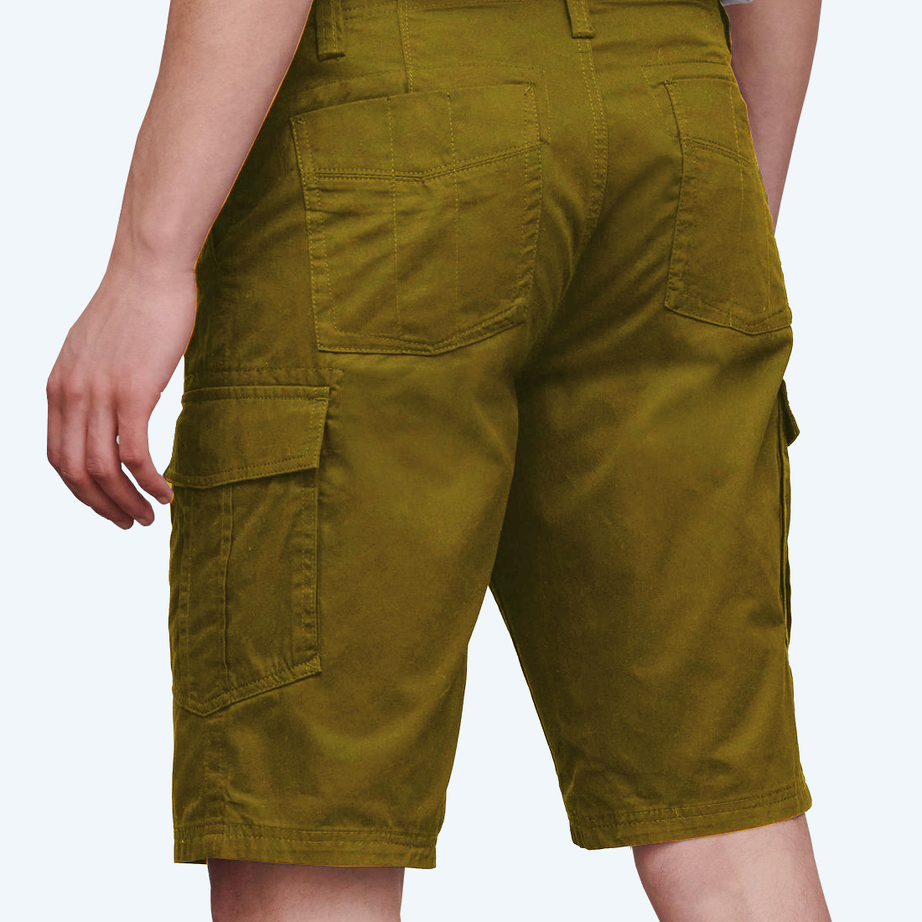 Loose men's shorts