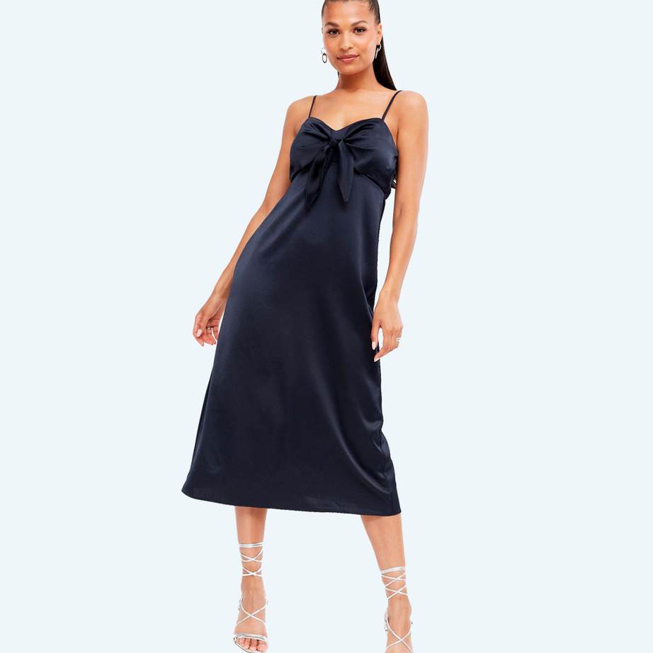 Slim dress linen style