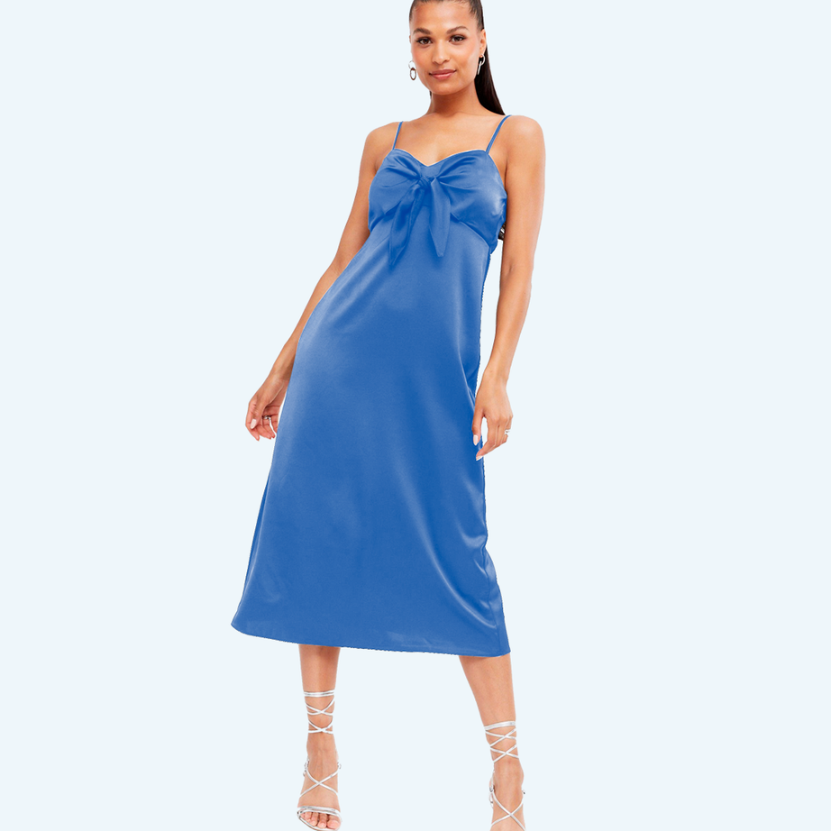 Slim dress linen style