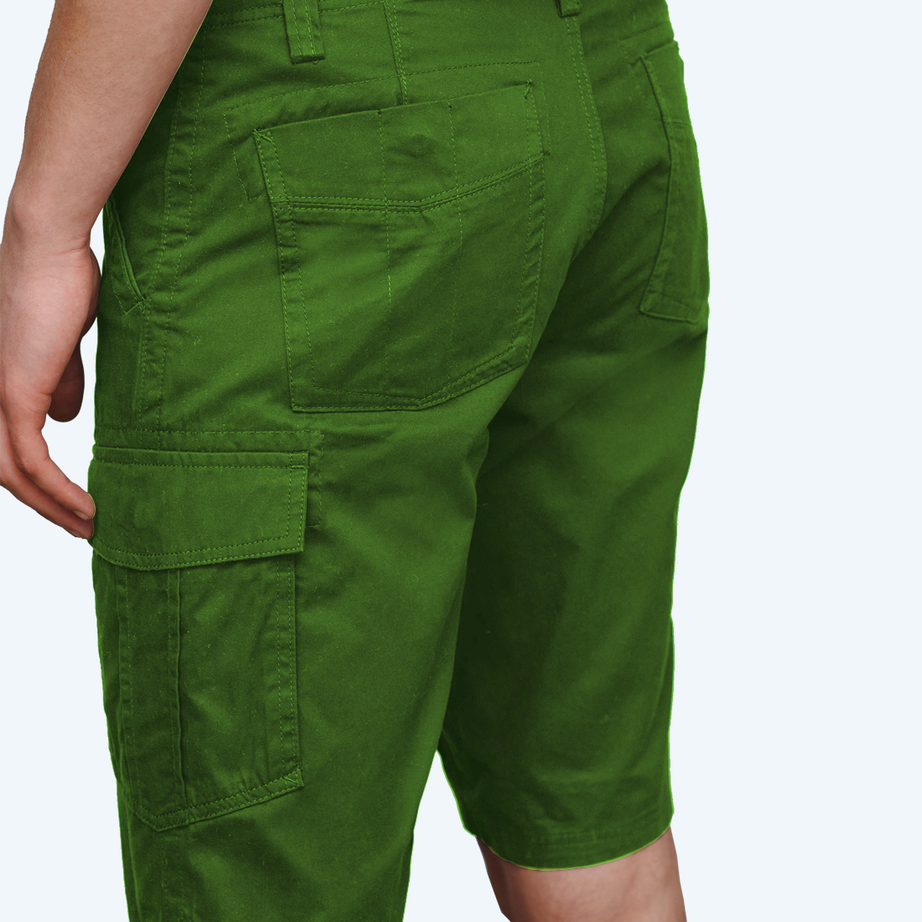 Loose men's shorts