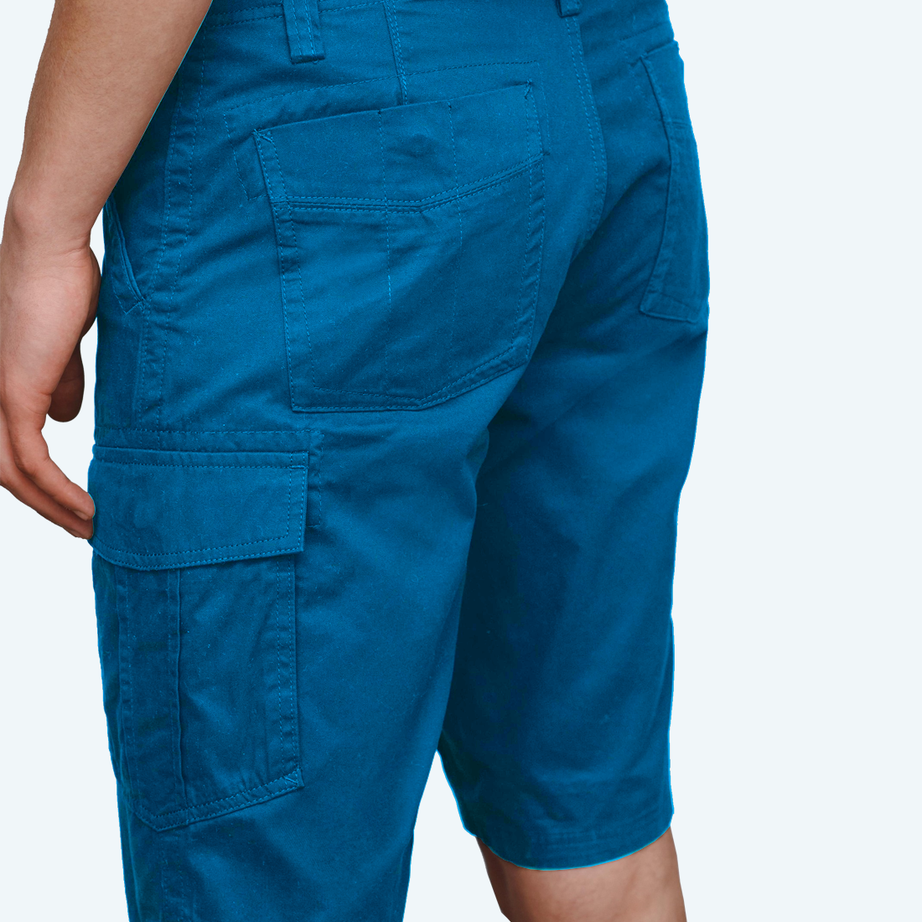 Loose men's shorts