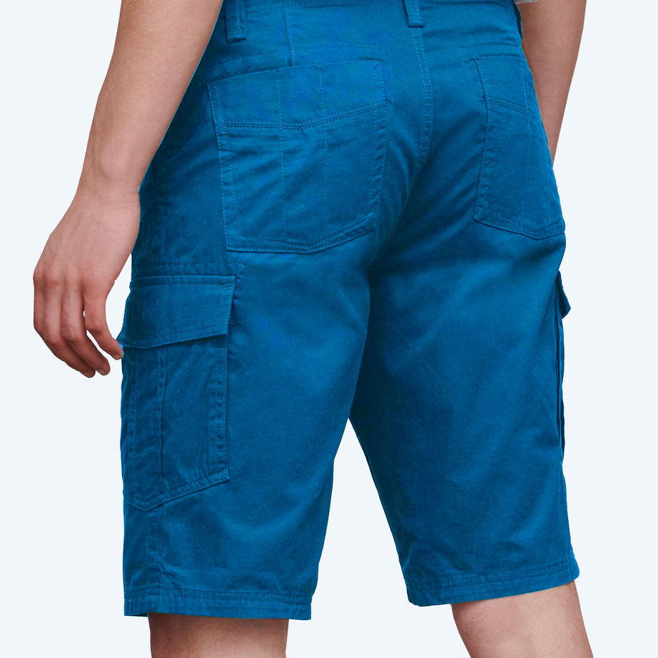 Loose men's shorts